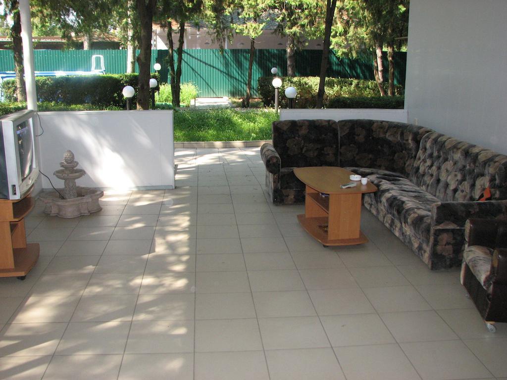 Art Hotel Izmail Exterior photo